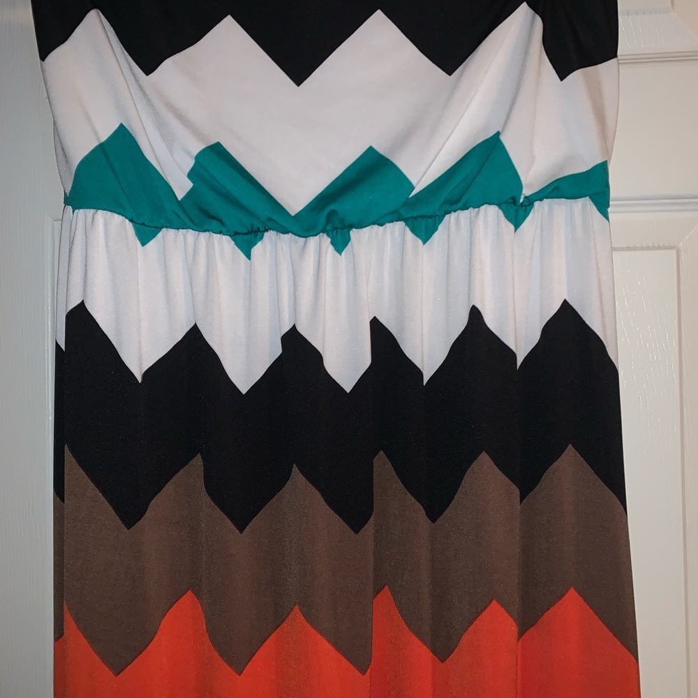 Multi colored dress - Picture 2 of 2